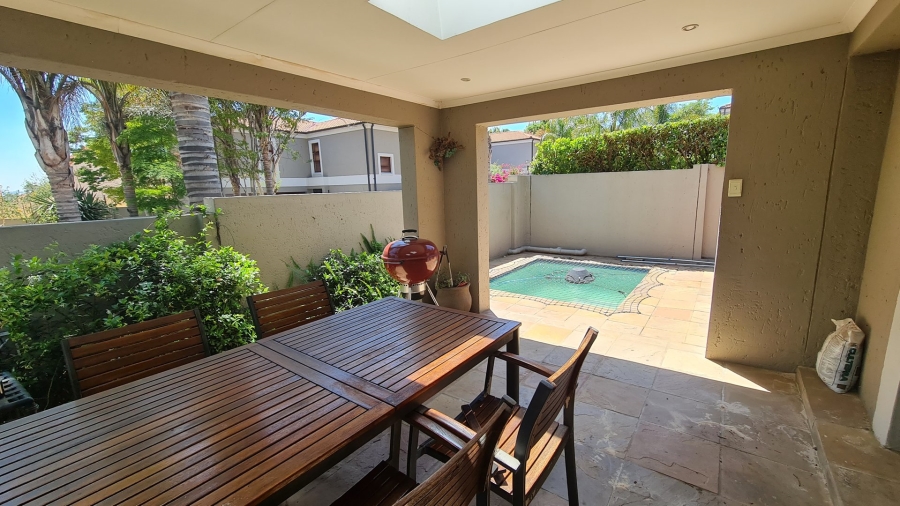 To Let 4 Bedroom Property for Rent in Sunninghill Gauteng