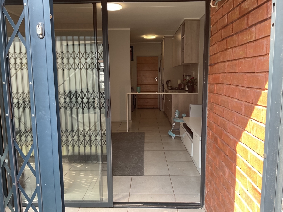 2 Bedroom Property for Sale in Amberfield Gauteng