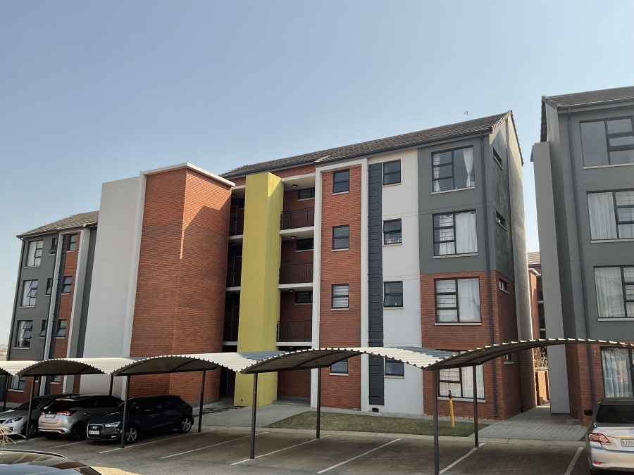 2 Bedroom Property for Sale in Amberfield Gauteng