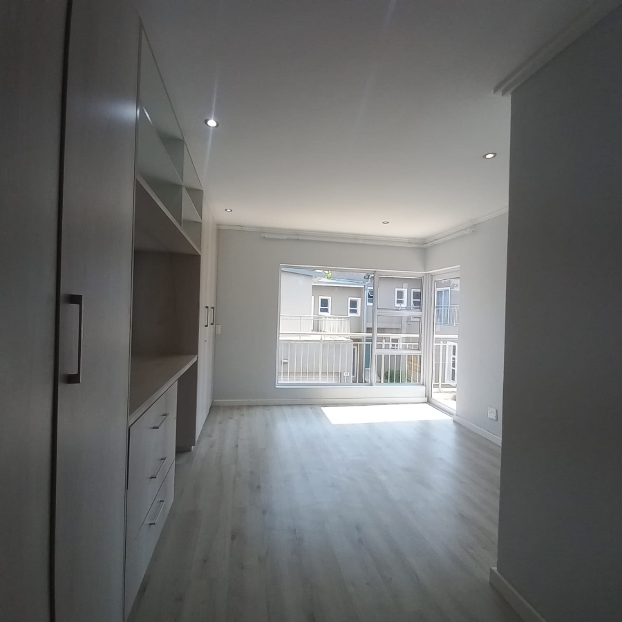 To Let 3 Bedroom Property for Rent in Bryanston Gauteng