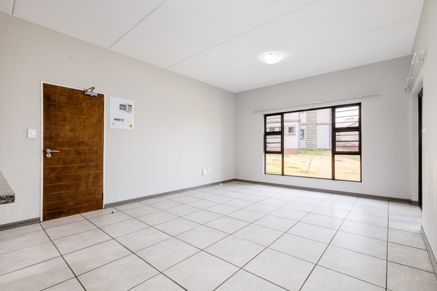 2 Bedroom Property for Sale in Victory Park Gauteng