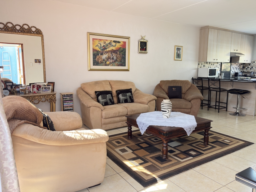 2 Bedroom Property for Sale in Weltevreden Park Gauteng