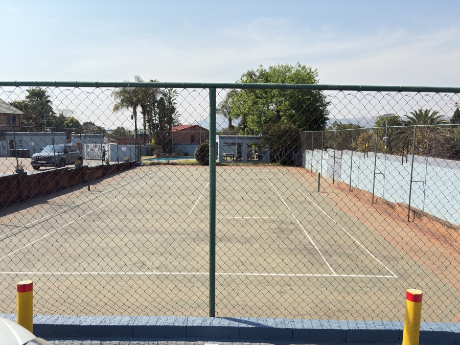 2 Bedroom Property for Sale in Weltevreden Park Gauteng