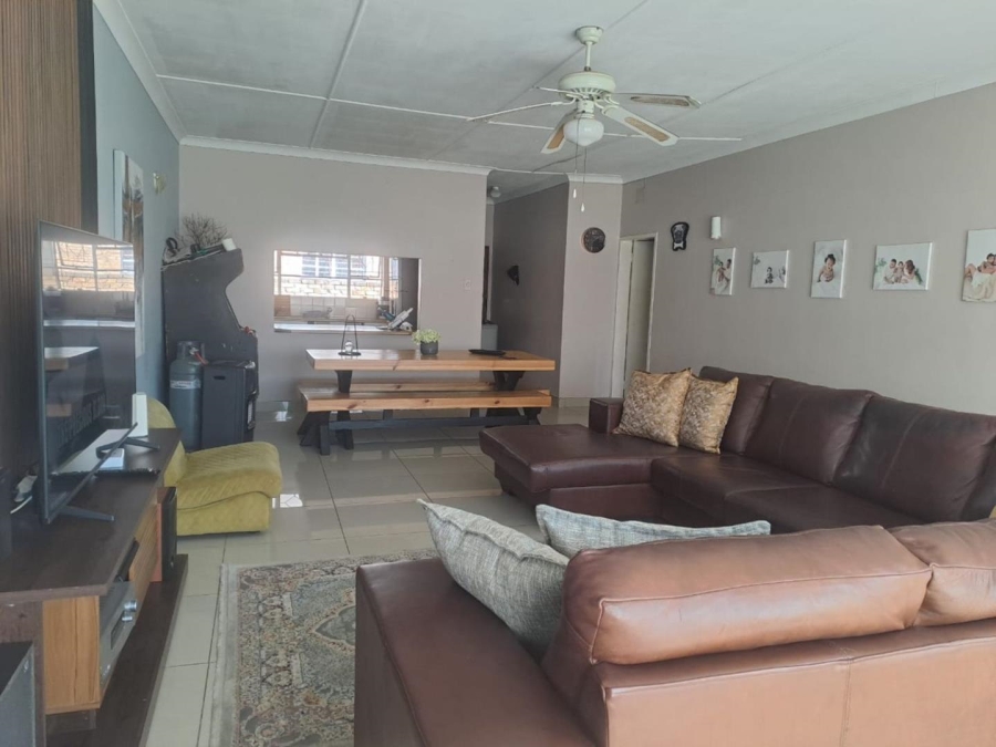 To Let 2 Bedroom Property for Rent in Benoni Central Gauteng