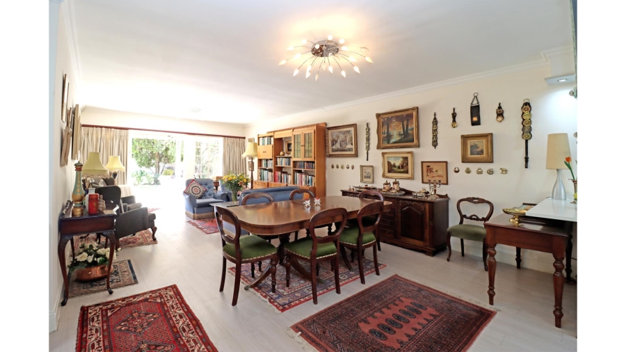 2 Bedroom Property for Sale in Magaliessig Gauteng