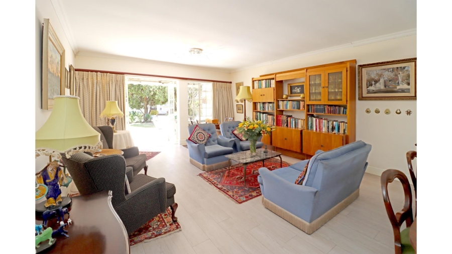 2 Bedroom Property for Sale in Magaliessig Gauteng