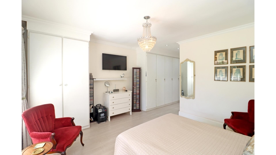2 Bedroom Property for Sale in Magaliessig Gauteng