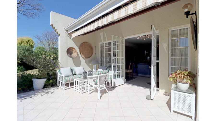 2 Bedroom Property for Sale in Magaliessig Gauteng
