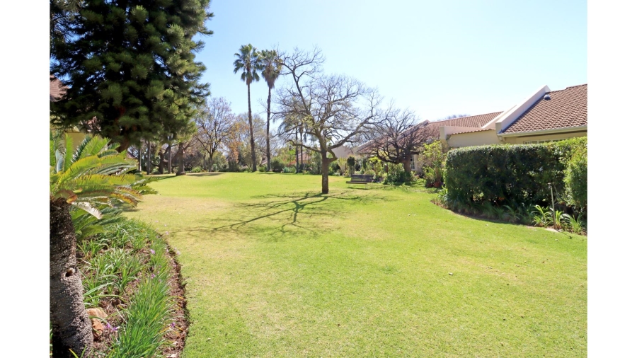 2 Bedroom Property for Sale in Magaliessig Gauteng