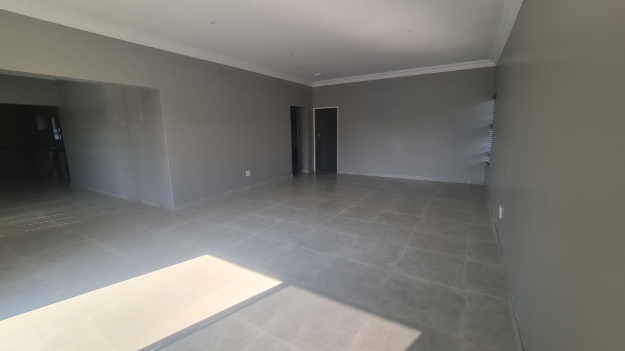 To Let 2 Bedroom Property for Rent in Weltevreden Park Gauteng