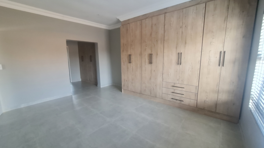To Let 2 Bedroom Property for Rent in Weltevreden Park Gauteng
