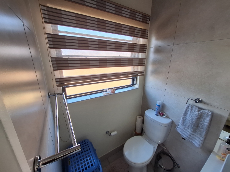 3 Bedroom Property for Sale in Longlake Gauteng