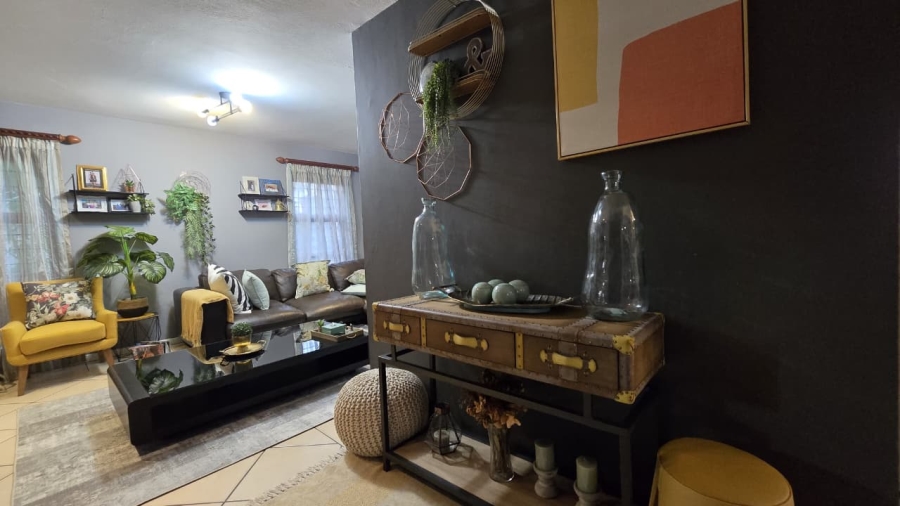 3 Bedroom Property for Sale in Bassonia Gauteng