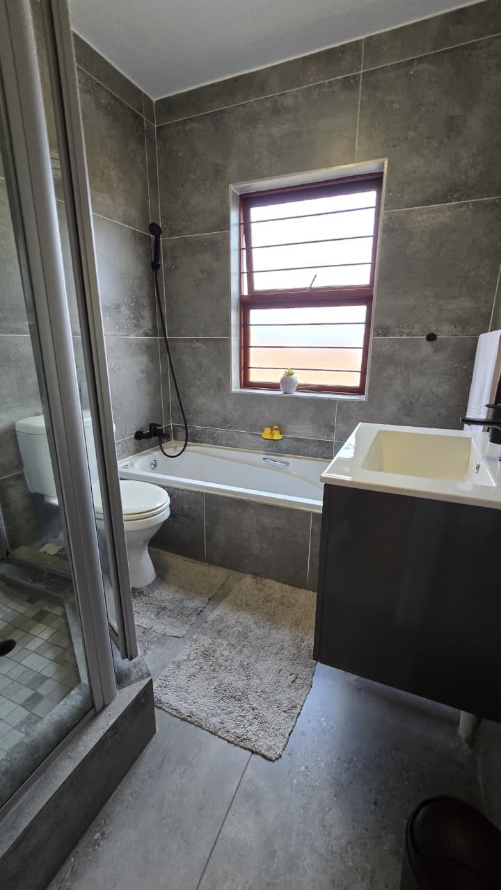 3 Bedroom Property for Sale in Bassonia Gauteng