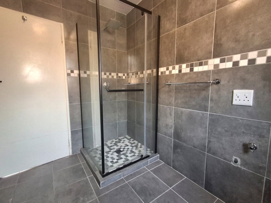 3 Bedroom Property for Sale in Illiondale Gauteng