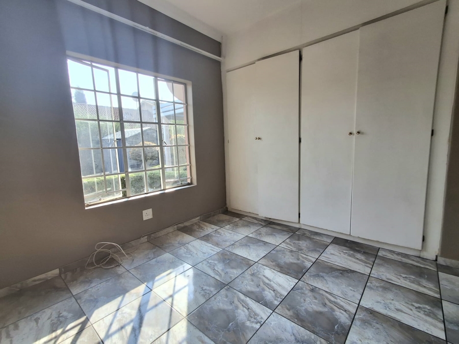 3 Bedroom Property for Sale in Illiondale Gauteng