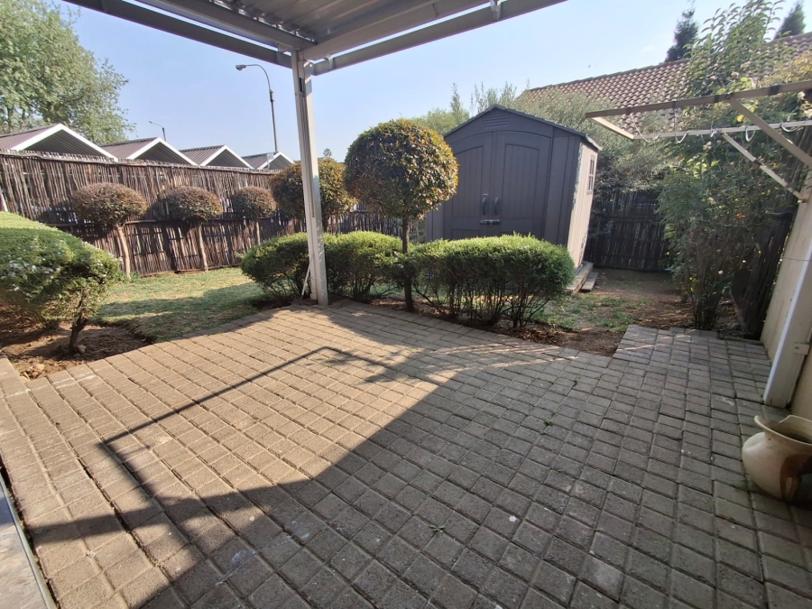 3 Bedroom Property for Sale in Illiondale Gauteng