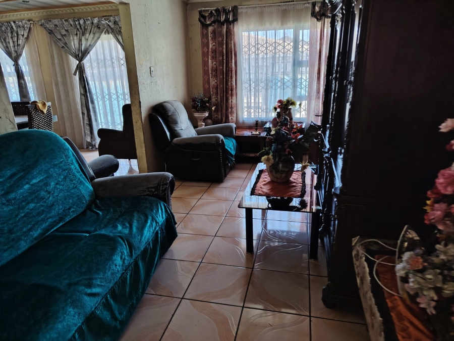 4 Bedroom Property for Sale in Actonville Gauteng