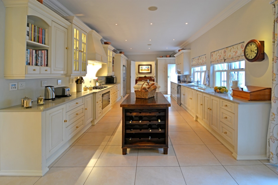 5 Bedroom Property for Sale in Bryanston Gauteng
