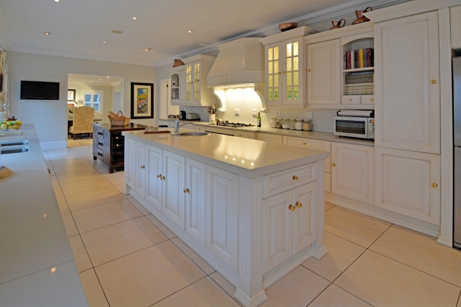 5 Bedroom Property for Sale in Bryanston Gauteng
