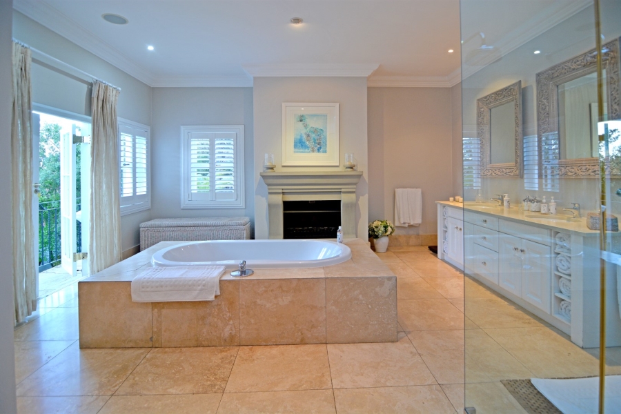 5 Bedroom Property for Sale in Bryanston Gauteng