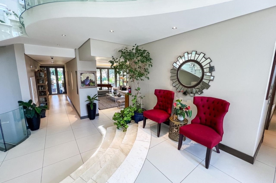 8 Bedroom Property for Sale in Hyde Park Gauteng