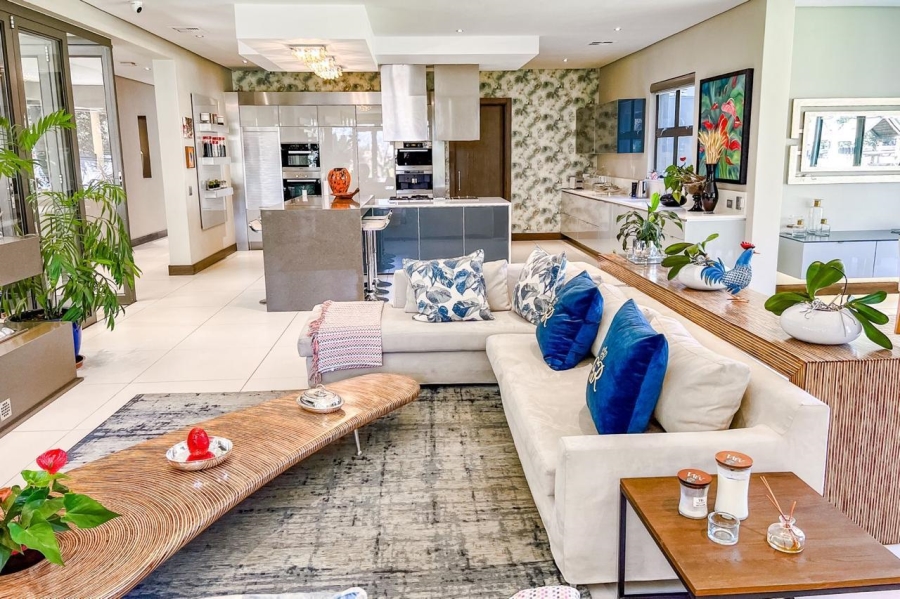 8 Bedroom Property for Sale in Hyde Park Gauteng