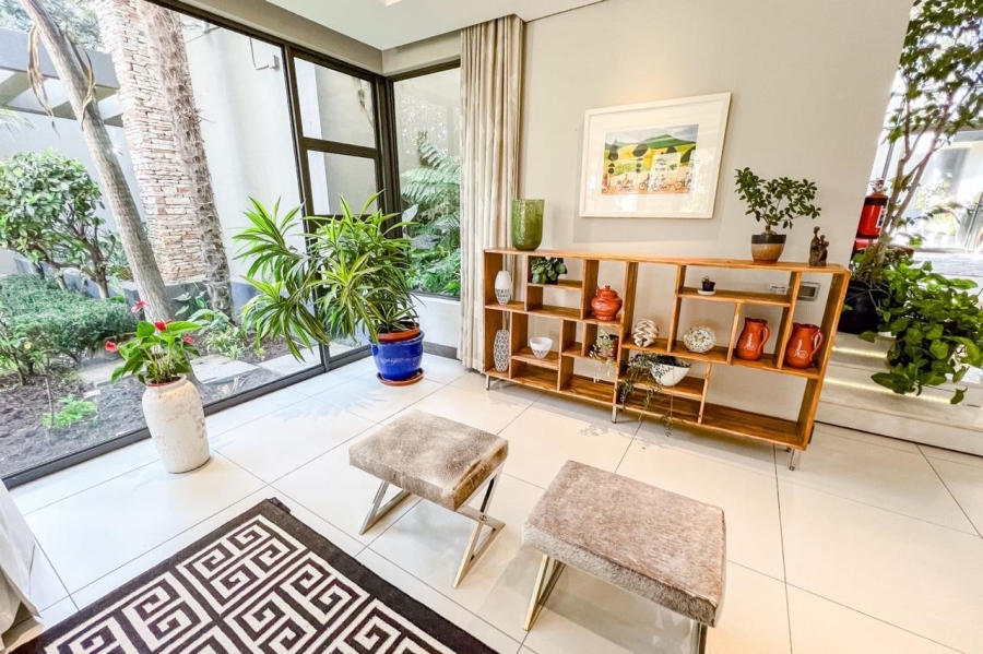 8 Bedroom Property for Sale in Hyde Park Gauteng