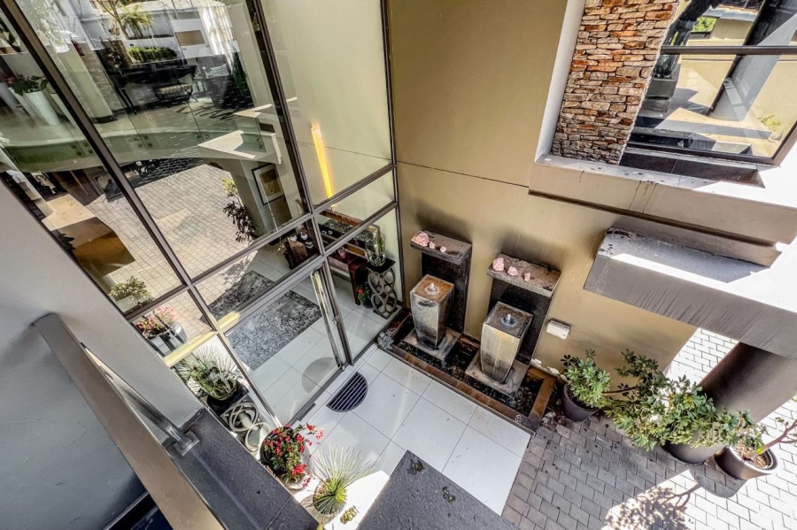 8 Bedroom Property for Sale in Hyde Park Gauteng