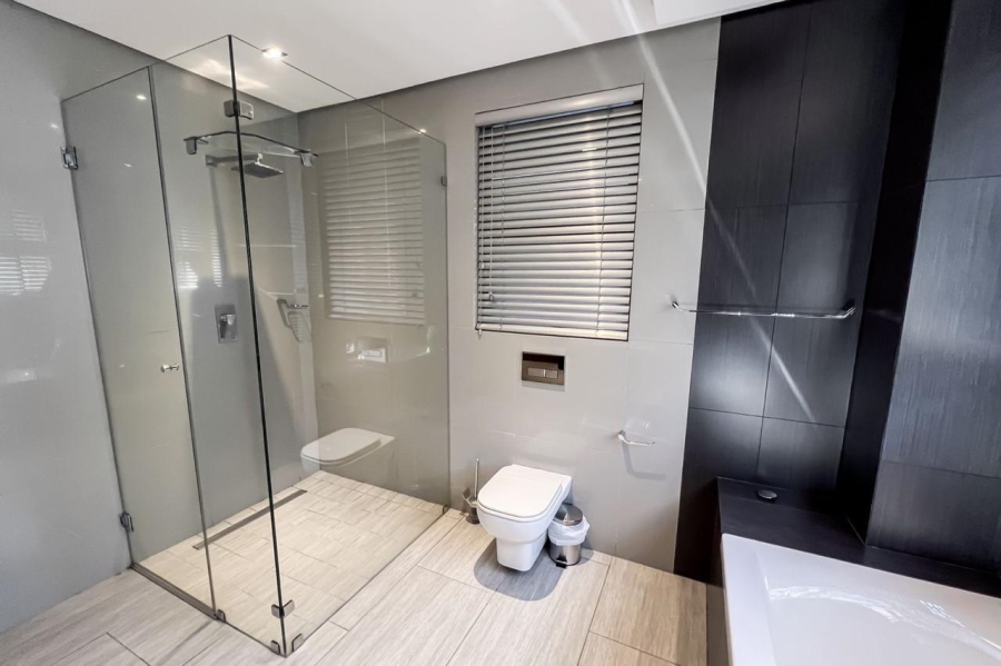 8 Bedroom Property for Sale in Hyde Park Gauteng