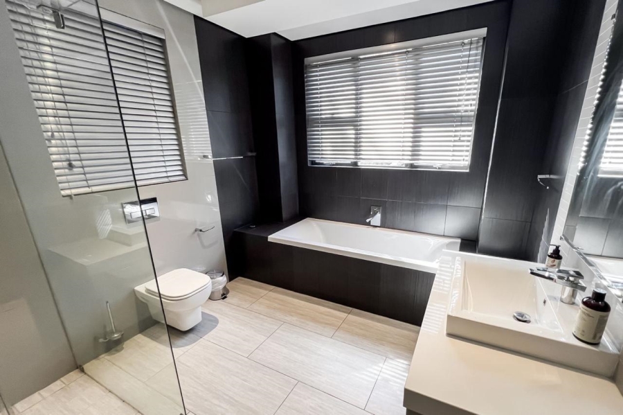 8 Bedroom Property for Sale in Hyde Park Gauteng