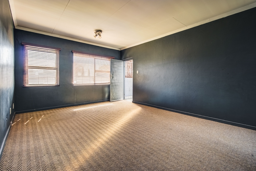 2 Bedroom Property for Sale in Glen Marais Gauteng