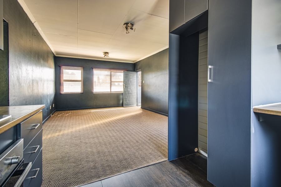 2 Bedroom Property for Sale in Glen Marais Gauteng