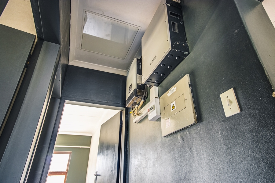 2 Bedroom Property for Sale in Glen Marais Gauteng