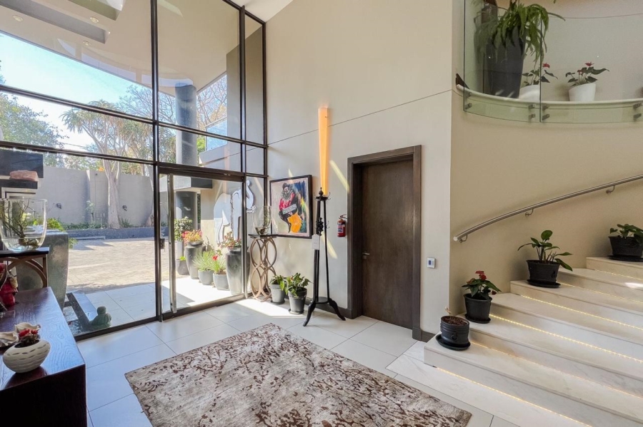 To Let 8 Bedroom Property for Rent in Hyde Park Gauteng
