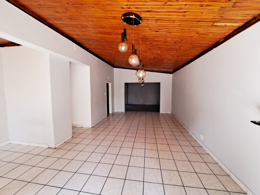 4 Bedroom Property for Sale in Rensburg Gauteng