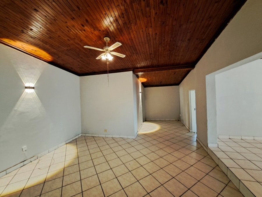 4 Bedroom Property for Sale in Rensburg Gauteng