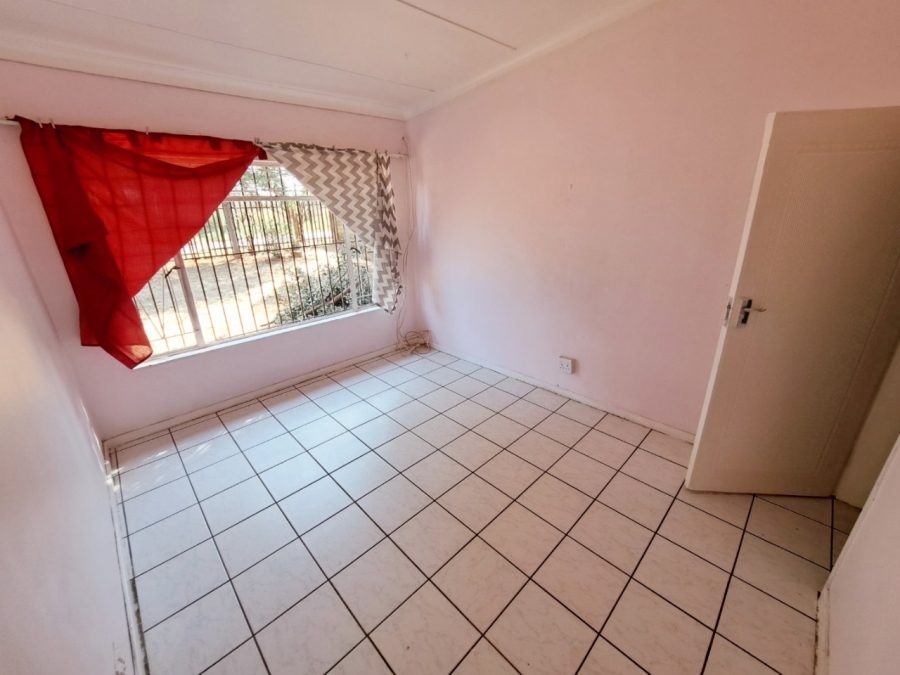 4 Bedroom Property for Sale in Rensburg Gauteng