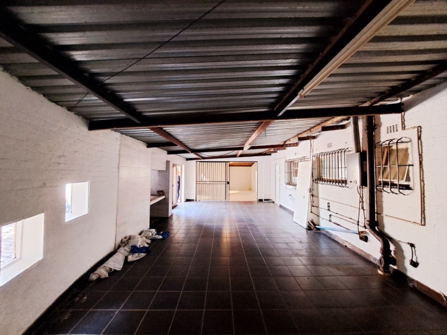 4 Bedroom Property for Sale in Rensburg Gauteng