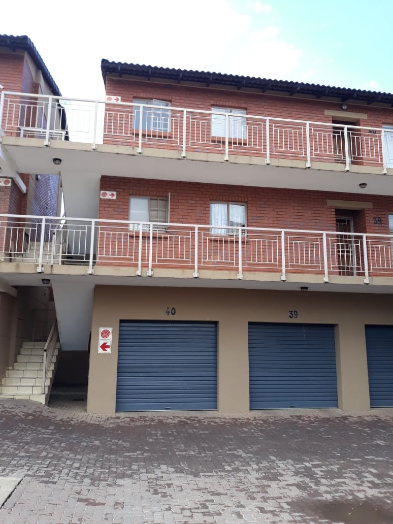 To Let 2 Bedroom Property for Rent in Equestria Gauteng