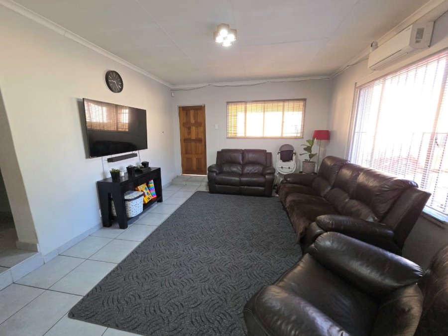 To Let 3 Bedroom Property for Rent in Villieria Gauteng
