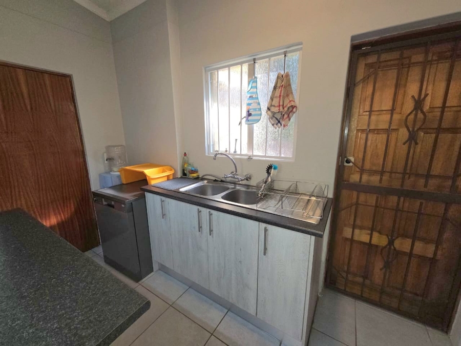To Let 3 Bedroom Property for Rent in Villieria Gauteng