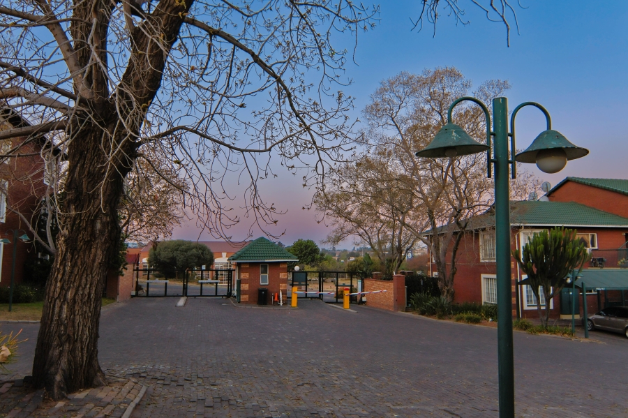 3 Bedroom Property for Sale in Halfway Gardens Gauteng