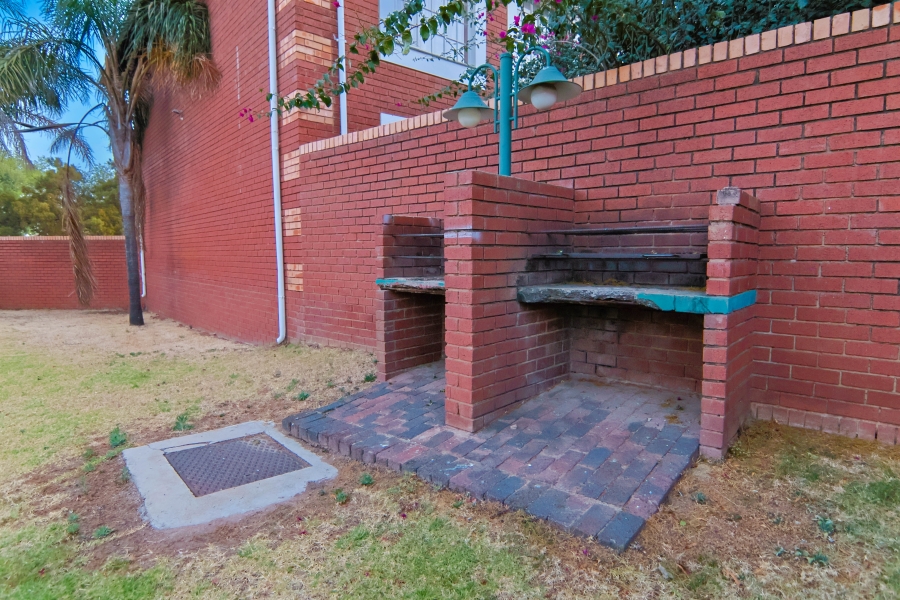 3 Bedroom Property for Sale in Halfway Gardens Gauteng