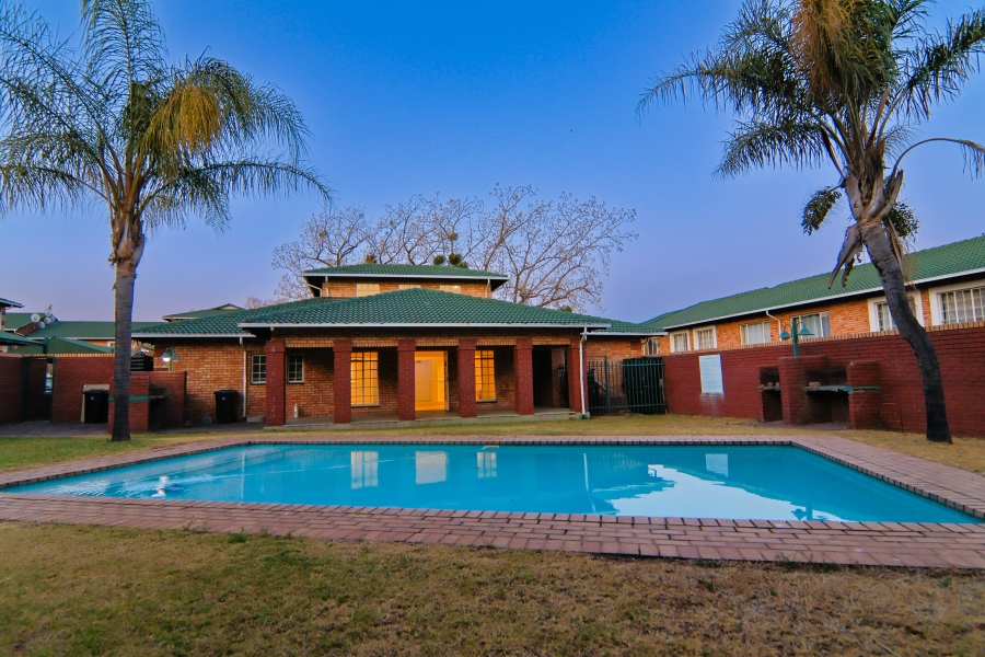 3 Bedroom Property for Sale in Halfway Gardens Gauteng