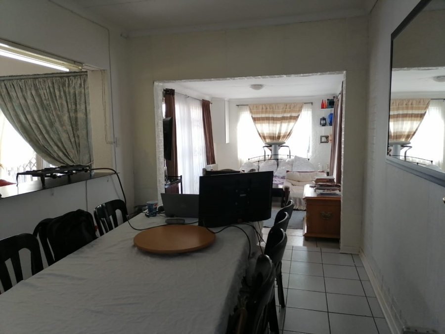 4 Bedroom Property for Sale in Birchleigh North Gauteng