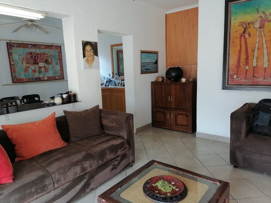 4 Bedroom Property for Sale in Birchleigh North Gauteng