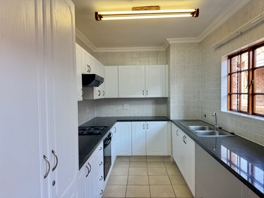 3 Bedroom Property for Sale in Equestria Gauteng