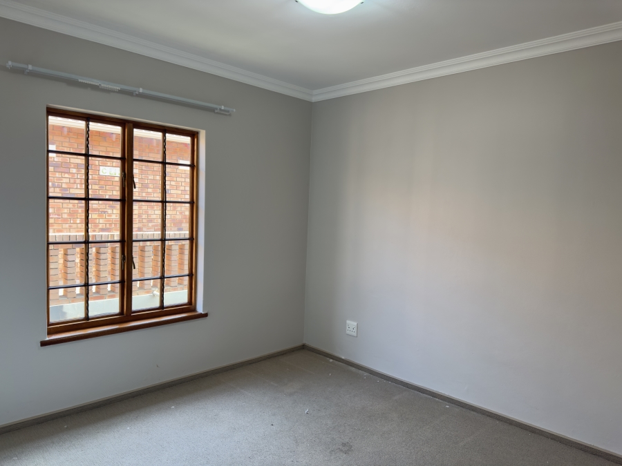 3 Bedroom Property for Sale in Equestria Gauteng