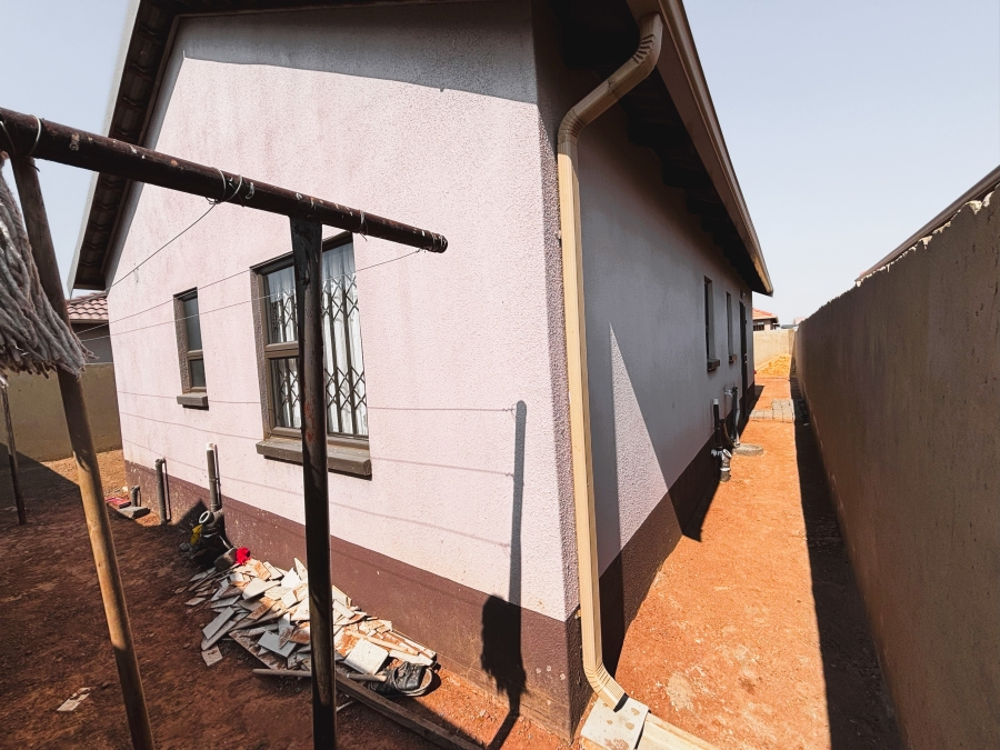 3 Bedroom Property for Sale in Windmill Park Gauteng